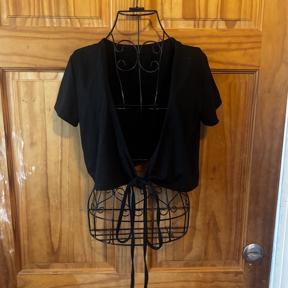 Black Tie-Front Crop Top